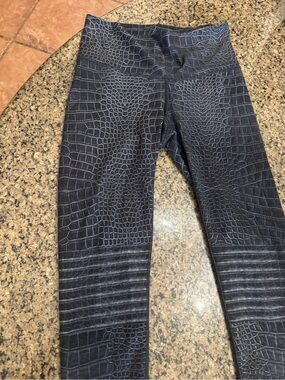 Niyama Sol Black Croc-Print High-Waist Leggings